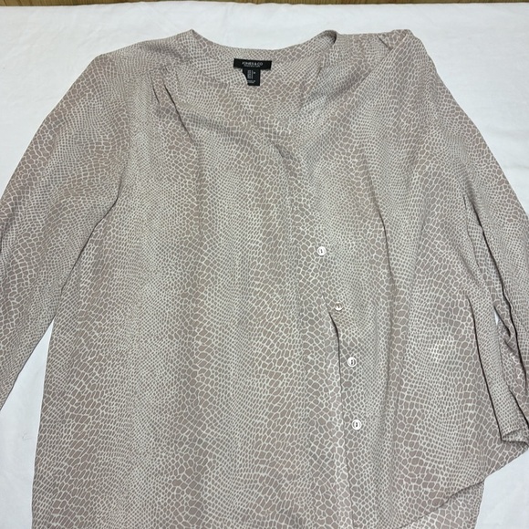Jones New York Pink Buttoned Blouse with Mandarin Collar - Picture 5 of 7